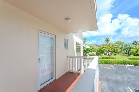 A home in Lake Worth