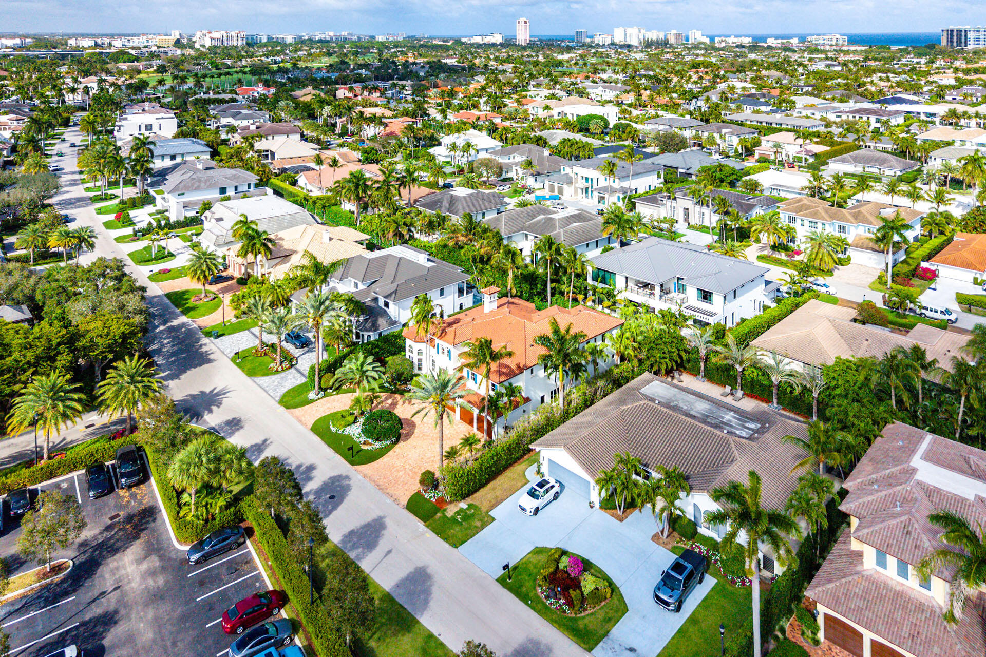 ROYAL PALM YACHT & COUNTRY CLUB - Residential