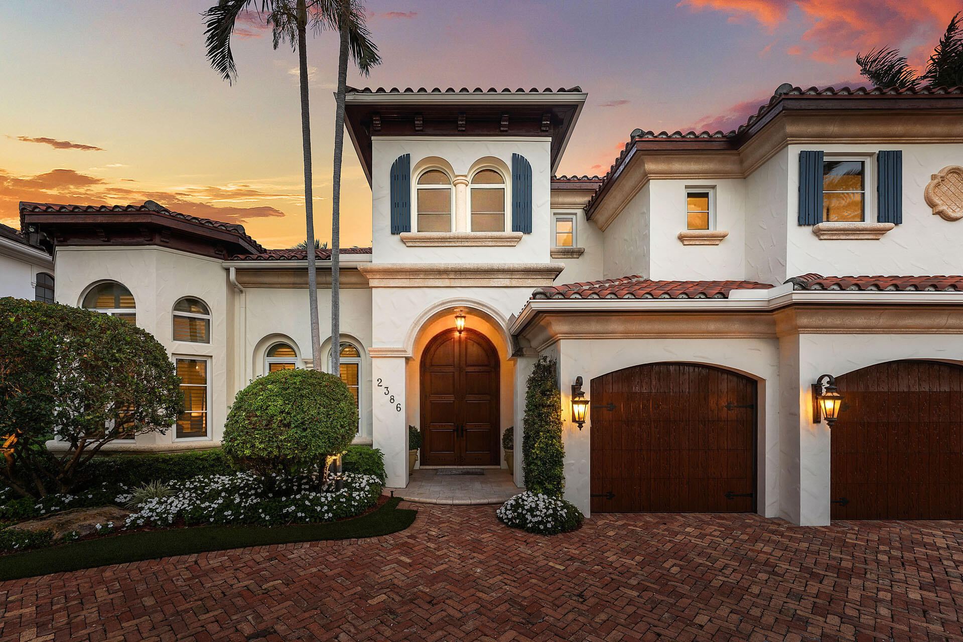 ROYAL PALM YACHT & COUNTRY CLUB - Residential