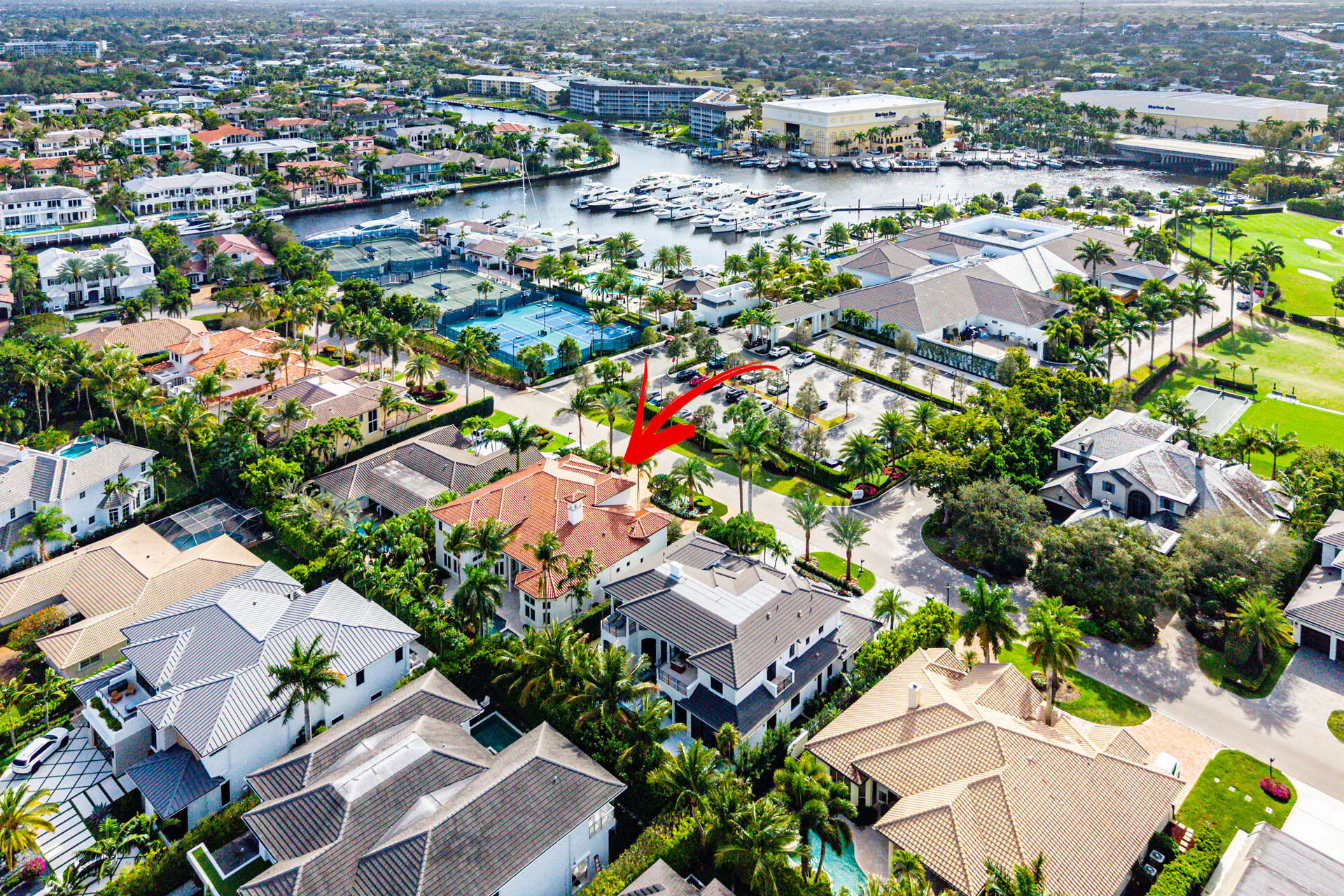 ROYAL PALM YACHT & COUNTRY CLUB - Residential