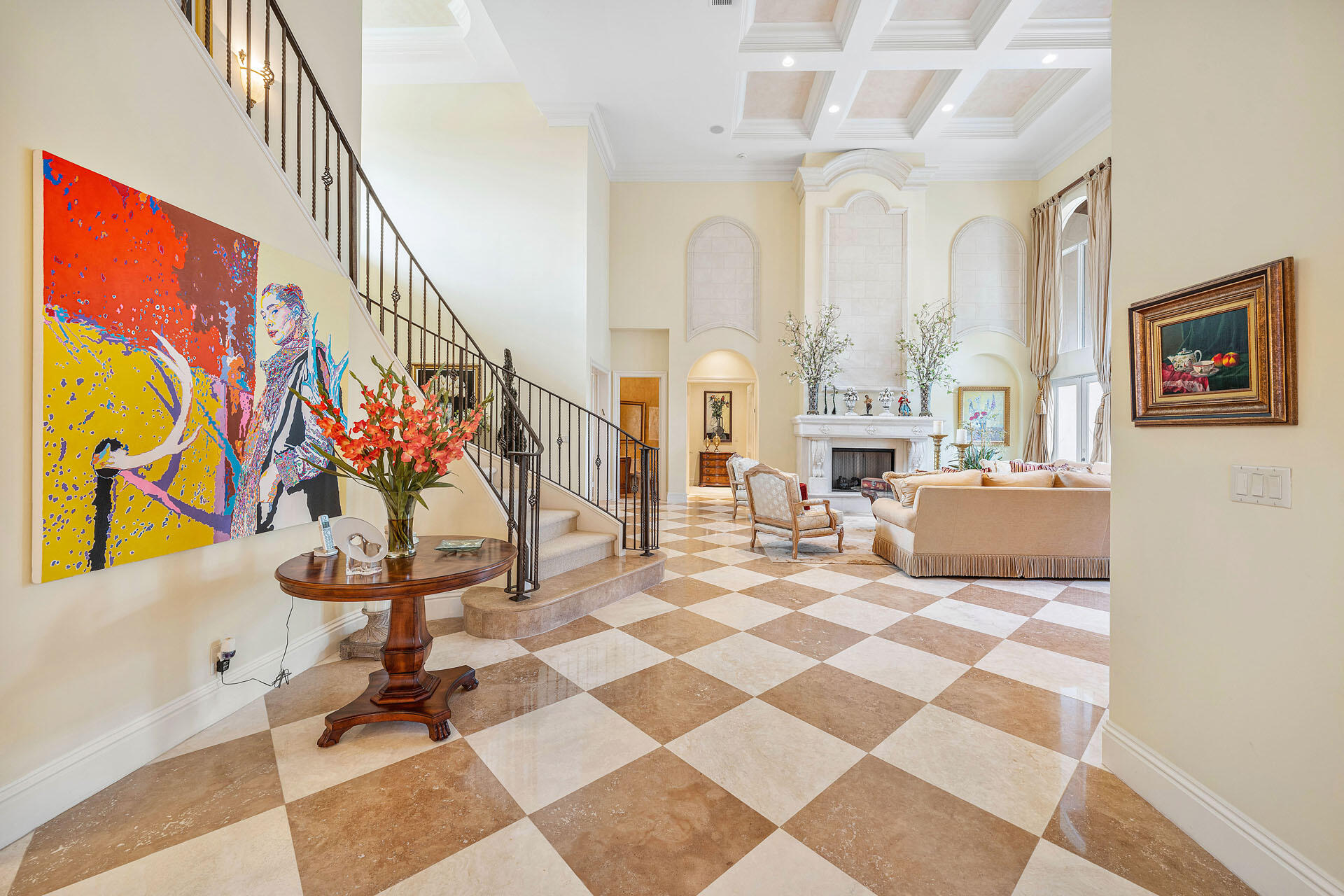 ROYAL PALM YACHT & COUNTRY CLUB - Residential