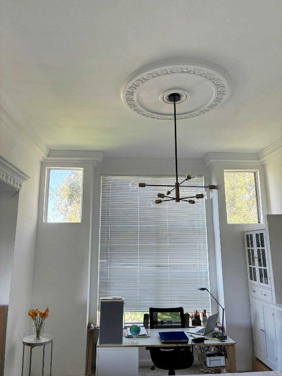 4863 Via Palm Lakes 812