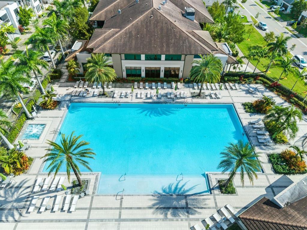 DOWNTOWN DORAL SOUTH PHASE ONE - Residential Lease