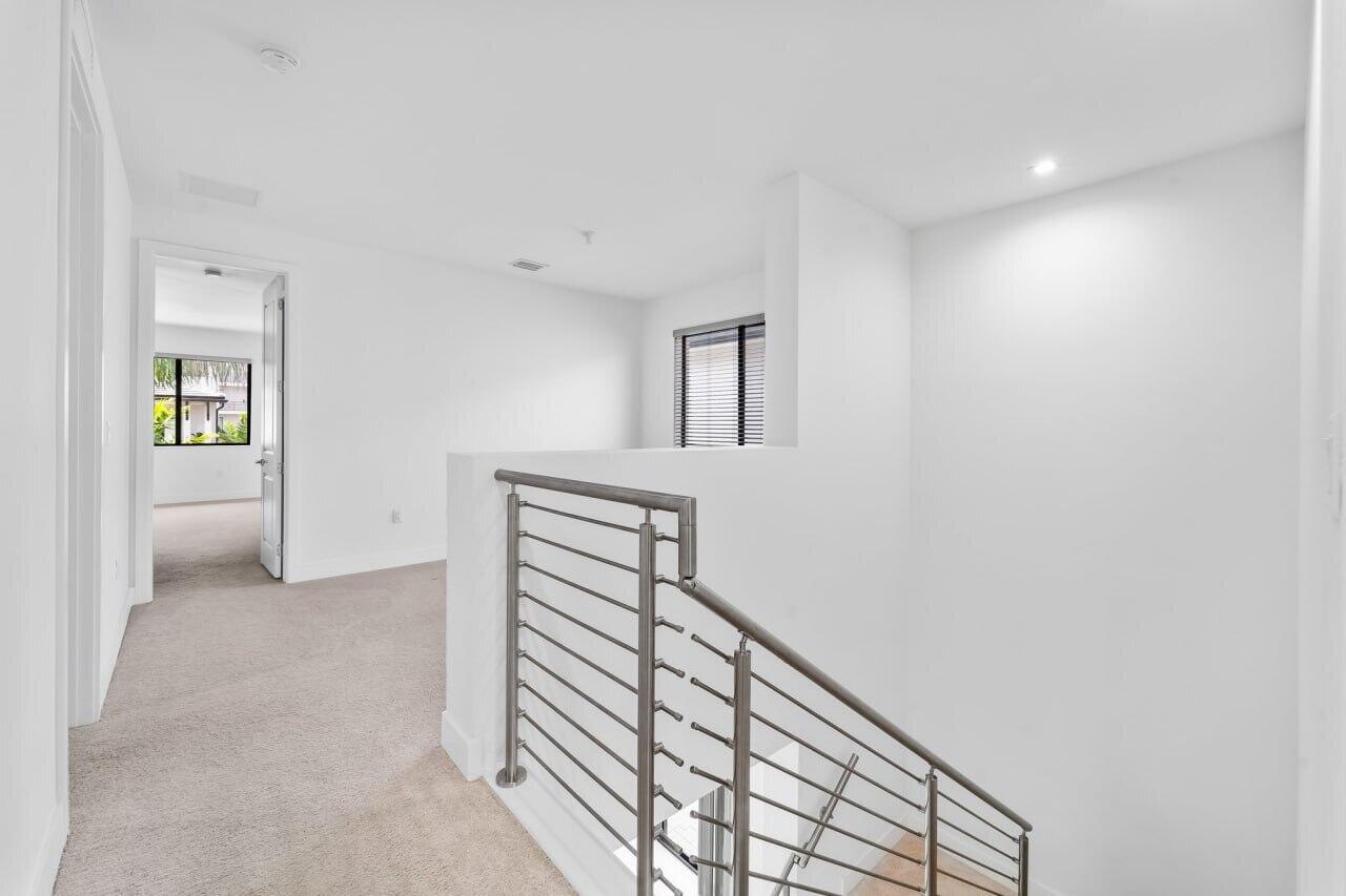 DOWNTOWN DORAL SOUTH PHASE ONE - Residential Lease