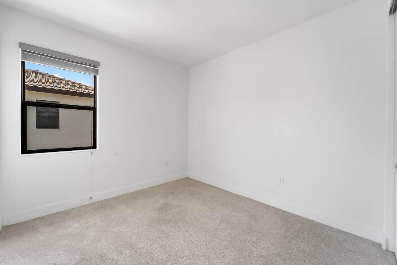 DOWNTOWN DORAL SOUTH PHASE ONE - Residential Lease