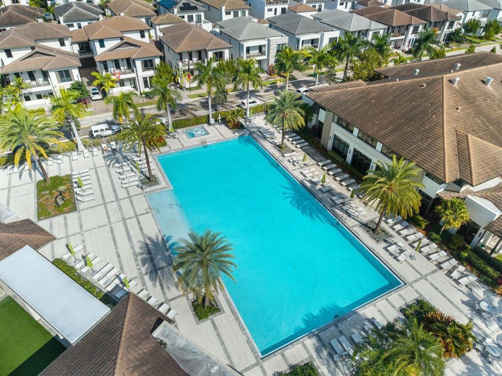 DOWNTOWN DORAL SOUTH PHASE ONE - Residential Lease