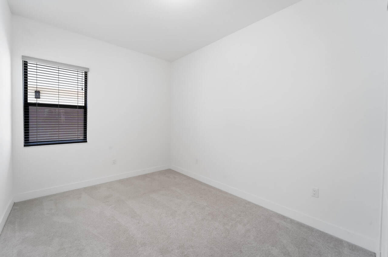 DOWNTOWN DORAL SOUTH PHASE ONE - Residential Lease