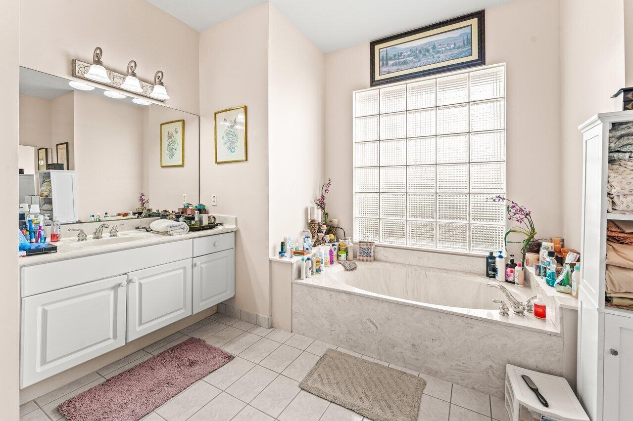 MADISON GREEN 1 PARS A, H - Residential