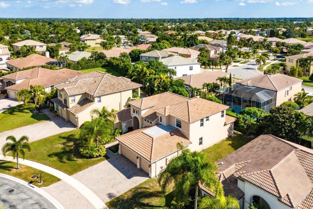 Photo of 2957 Fontana Place, Royal Palm Beach, FL 33411 (MLS # R11142675)