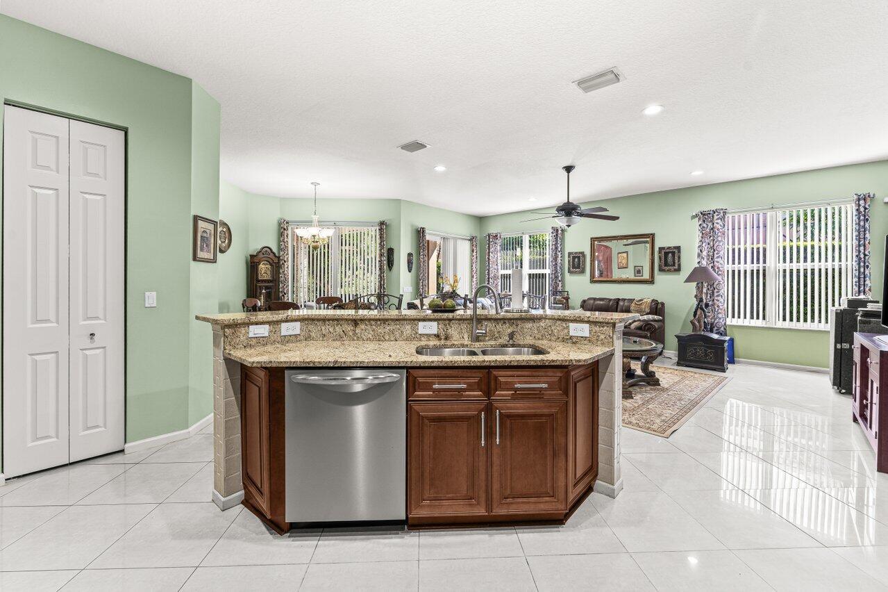 MADISON GREEN 1 PARS A, H - Residential