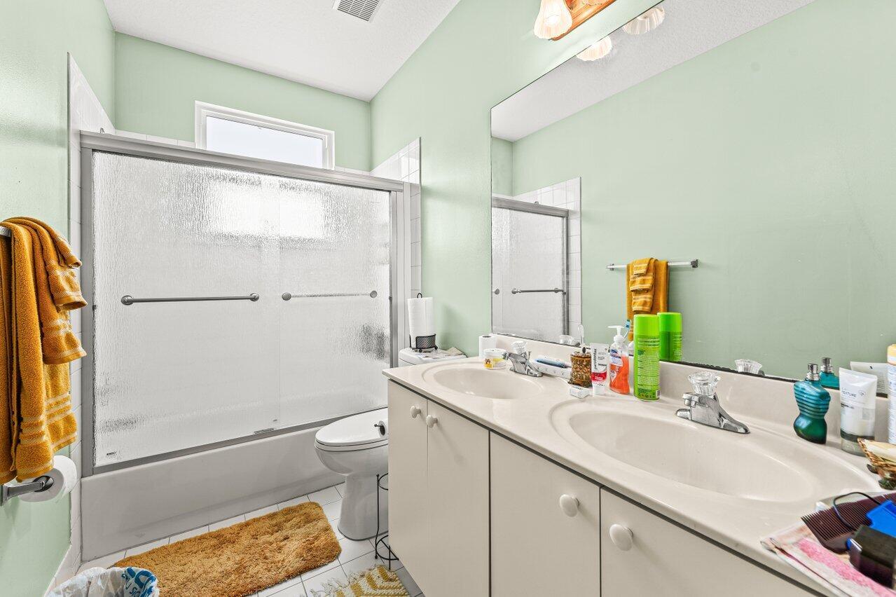 MADISON GREEN 1 PARS A, H - Residential