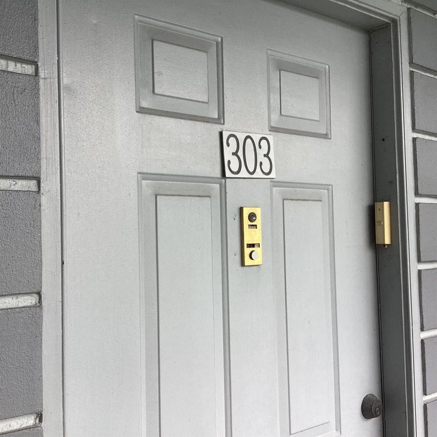 IMMACULATE  2BDRM 2 BATH ELEVATOR BUILDING FURNISHED CORNER UNIT AT A REASONALBLE PRICE IN A VERY FRIENDLY ACTIVE 55+ ADULT COMMUNITY WITH PLENTY OF SHOWS, ACTIVITIES, CARD GAMES, SPORTS, INCL PICKELBALL, RESORT STYLE AMENITIES. THE LIGHT BRIGHT & AIRY UNIT FEATURES A SPACIOUS FLOOR PLAN FOR ENTERTAINING OR JUST ENJOYING A QUIET AFTERNOON AT HOME. RECENTLY UPDATED KITCHEN.PLENTY OF STORAGE. PRIMARY BEDROOM FEATURES A WALK IN CLOSET AS WELL AS SEPARATE DRESSING AREA. NEUTRAL TILE FLOORS THRU LIVING AREA. LARGE EAT IN KITCHEN AS WELL AS LAUNDRY ROOM. FANTASTIC CENTRAL LOCATION WITH IN MINUTES OF WORLD CLASS SHOPPING, RESTAURANTS, BEACHES AND 2 MAJOR AIRPORTS. JUST BRING YOUR TOOTHBRUSH AND ENJOY THE SEASON IN SUNNY FLORIDA.