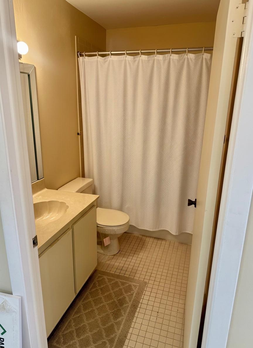 LAKES OF DELRAY - Residential Lease