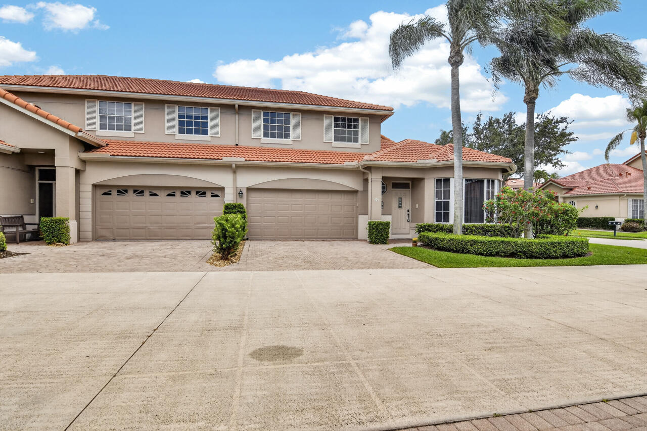 32 Monterey Pointe Drive