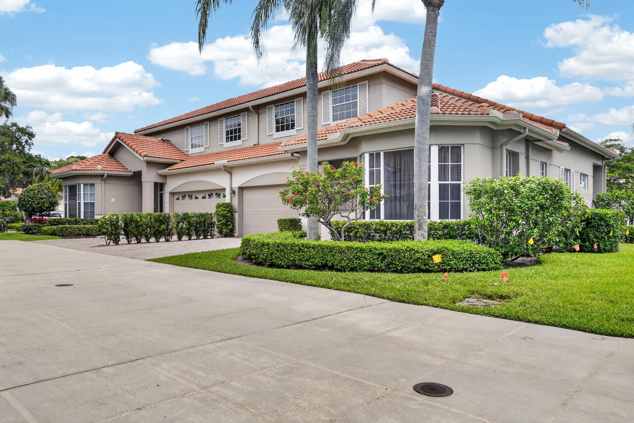 32 Monterey Pointe Drive