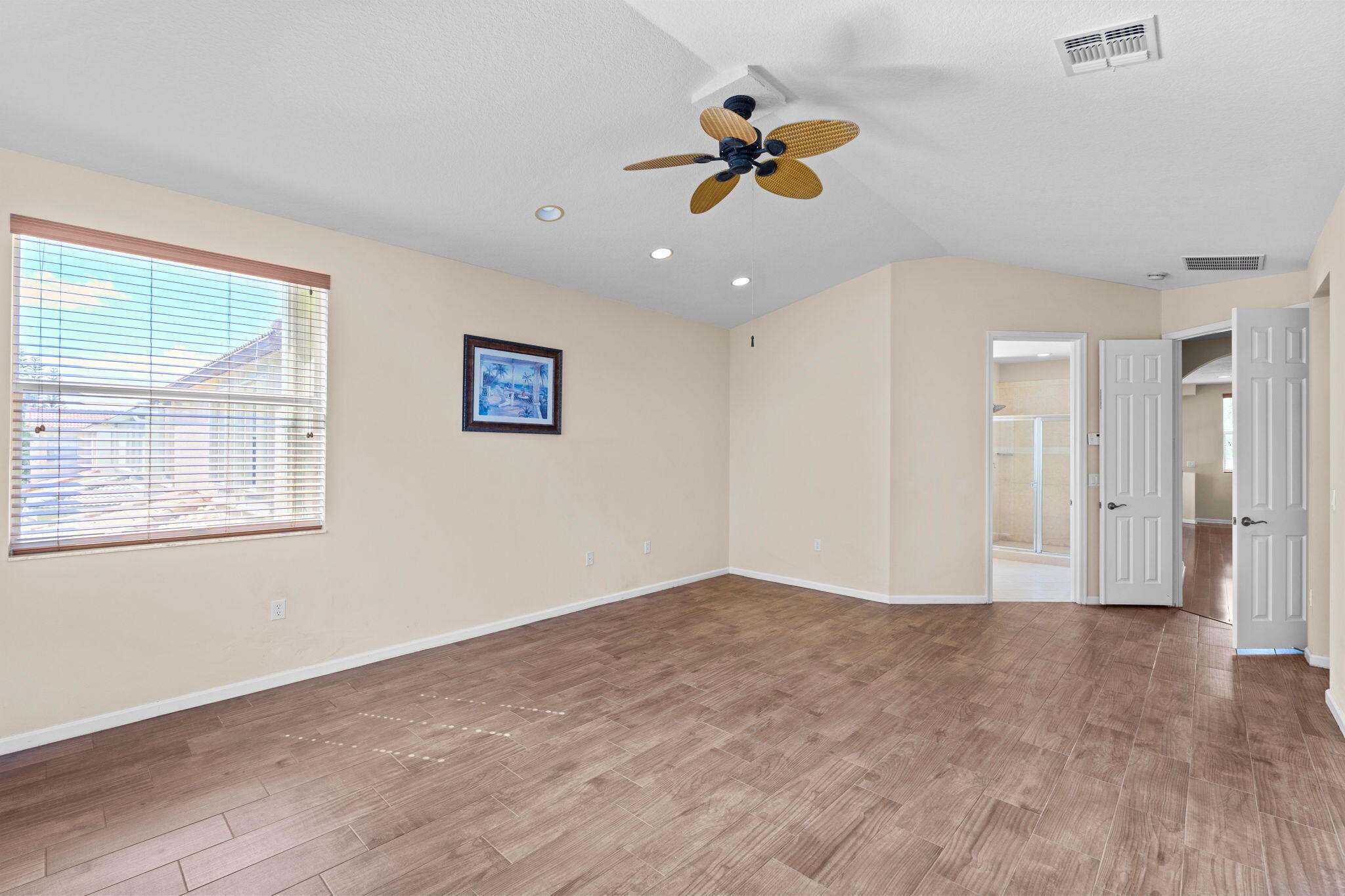 OLYMPIA PL 2 - Residential