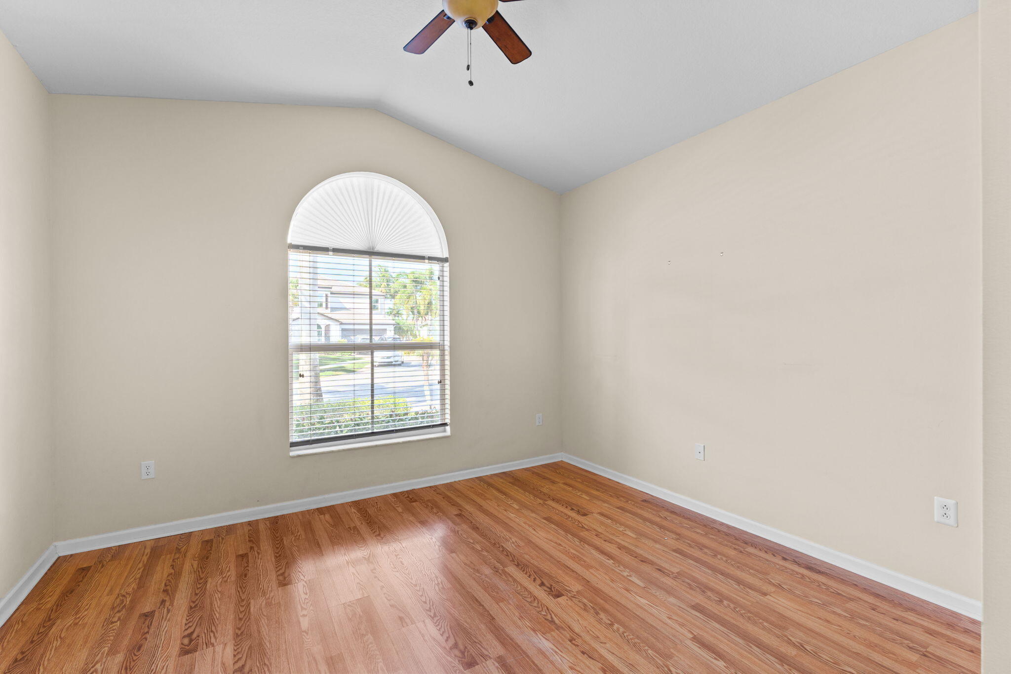 OLYMPIA PL 2 - Residential