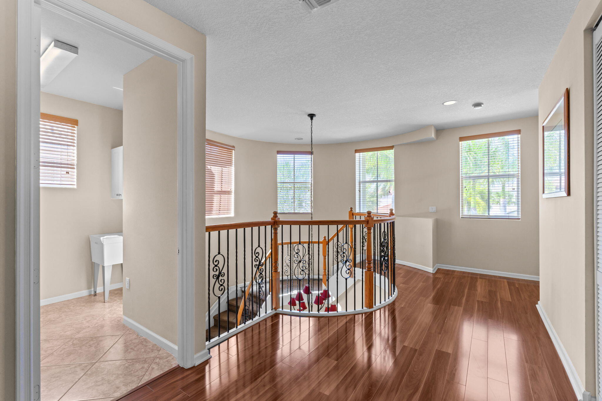 OLYMPIA PL 2 - Residential