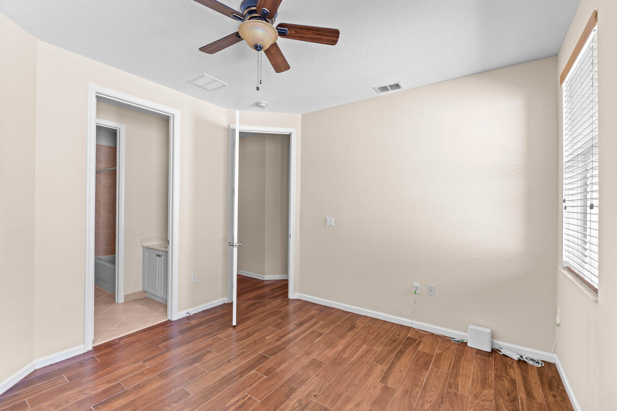 OLYMPIA PL 2 - Residential