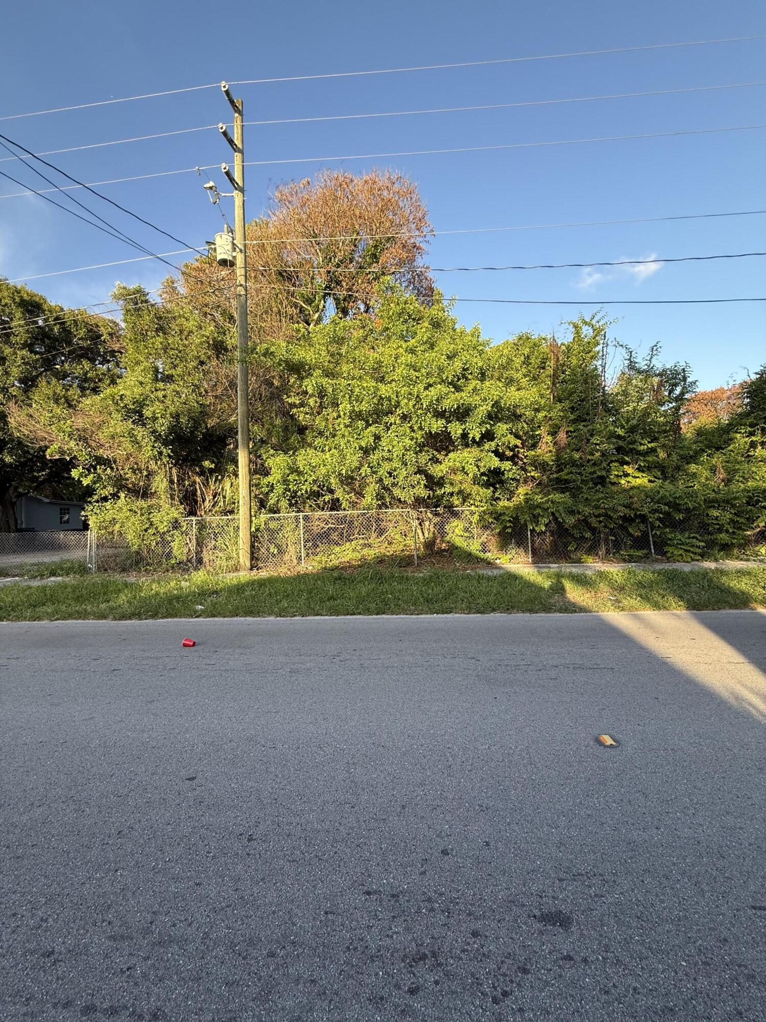 WEST END ADDITION - Land