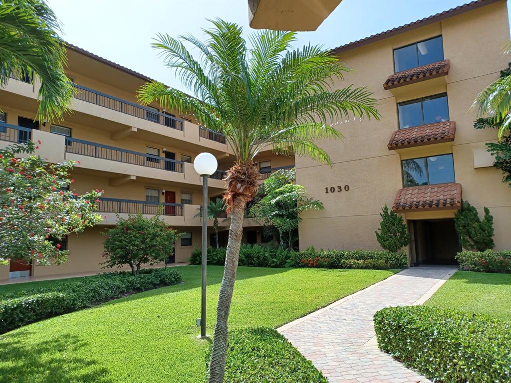 MARINA BAY CONDO - Residential