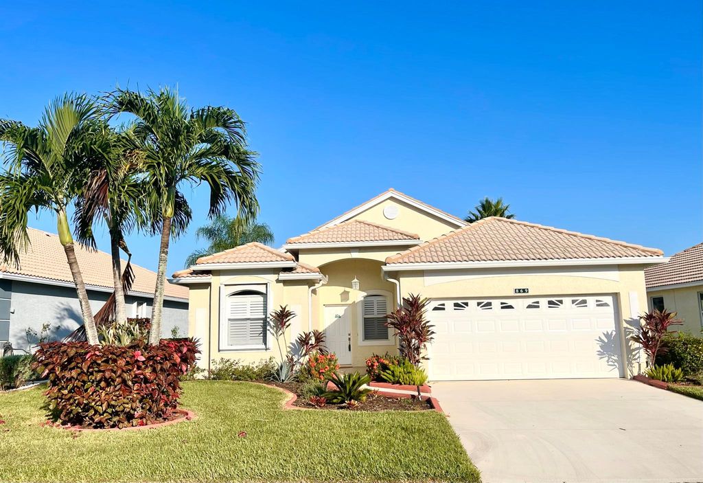 Photo of 869 NW Sorrento Lane, Port St Lucie, FL 34986 (MLS # R10906867)