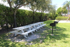 ARISSA PLACE CONDO - Residential