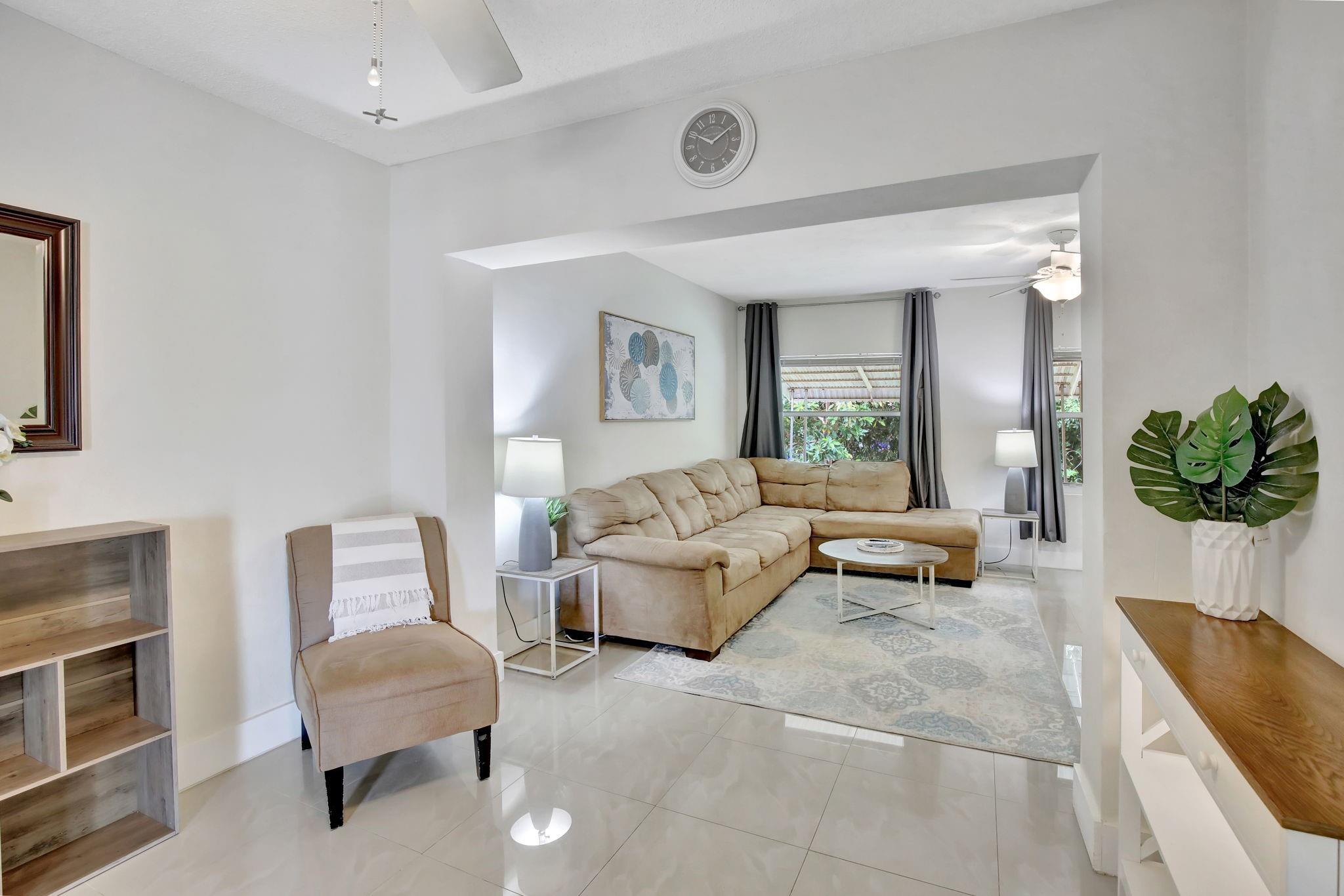 8400 NW 25th St
