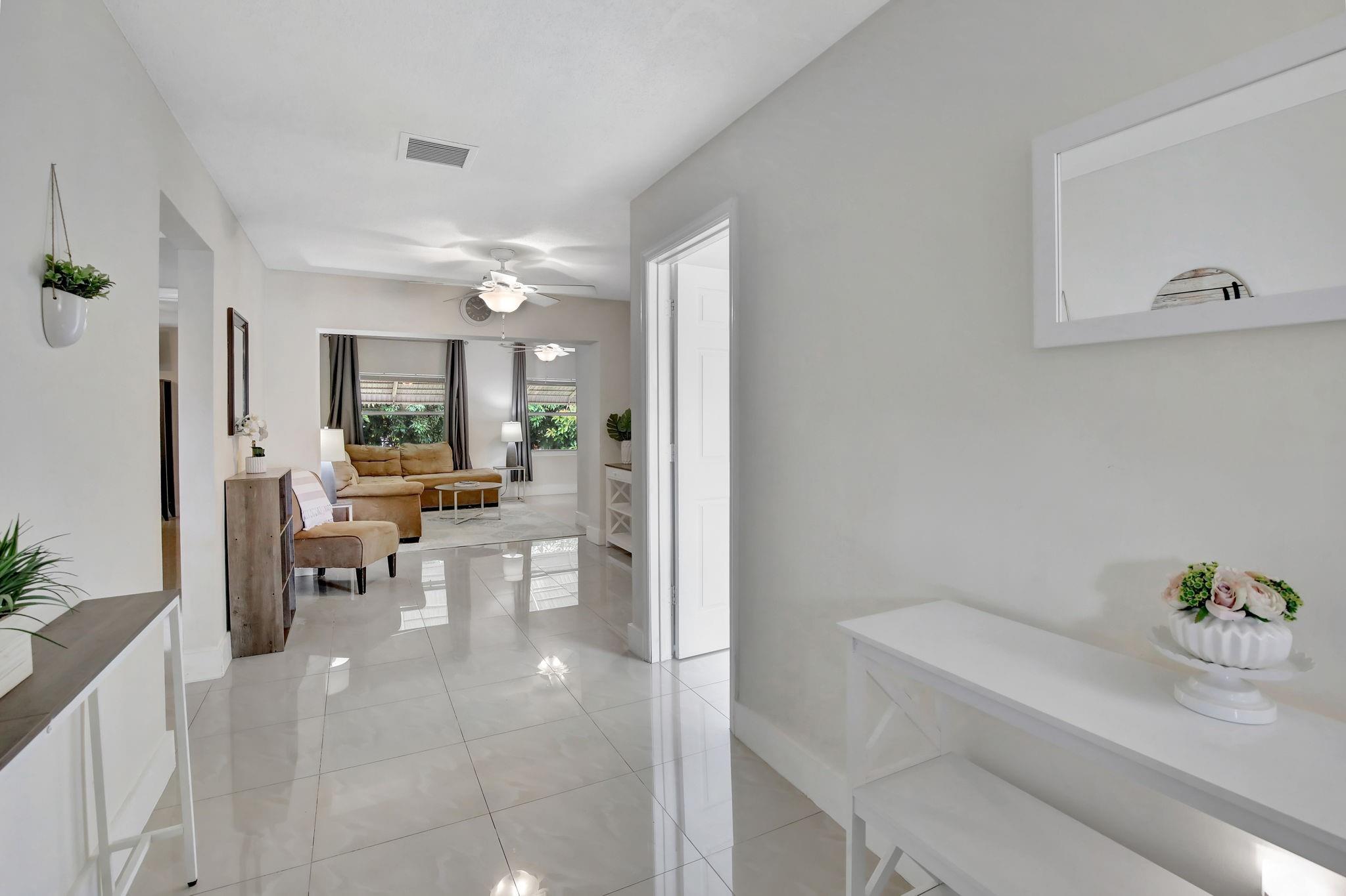 8400 NW 25th St