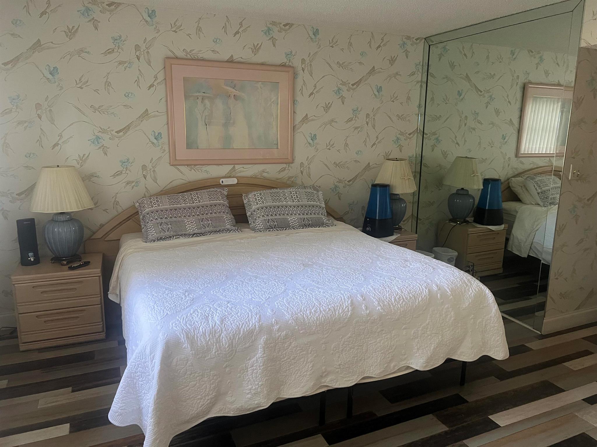 CYPRESS BEND CONDOMINIUM - Residential