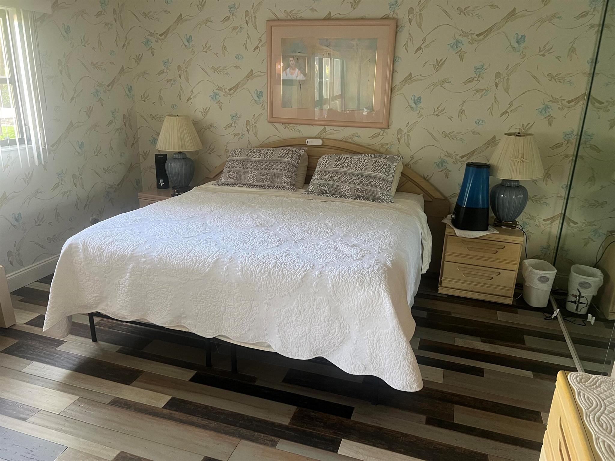 CYPRESS BEND CONDOMINIUM - Residential