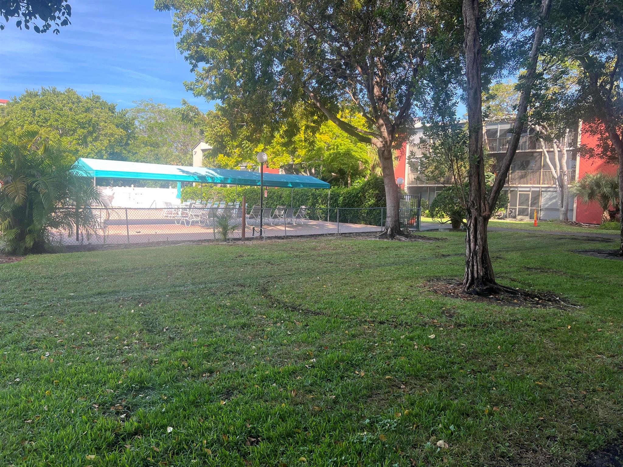 CYPRESS BEND CONDOMINIUM - Residential