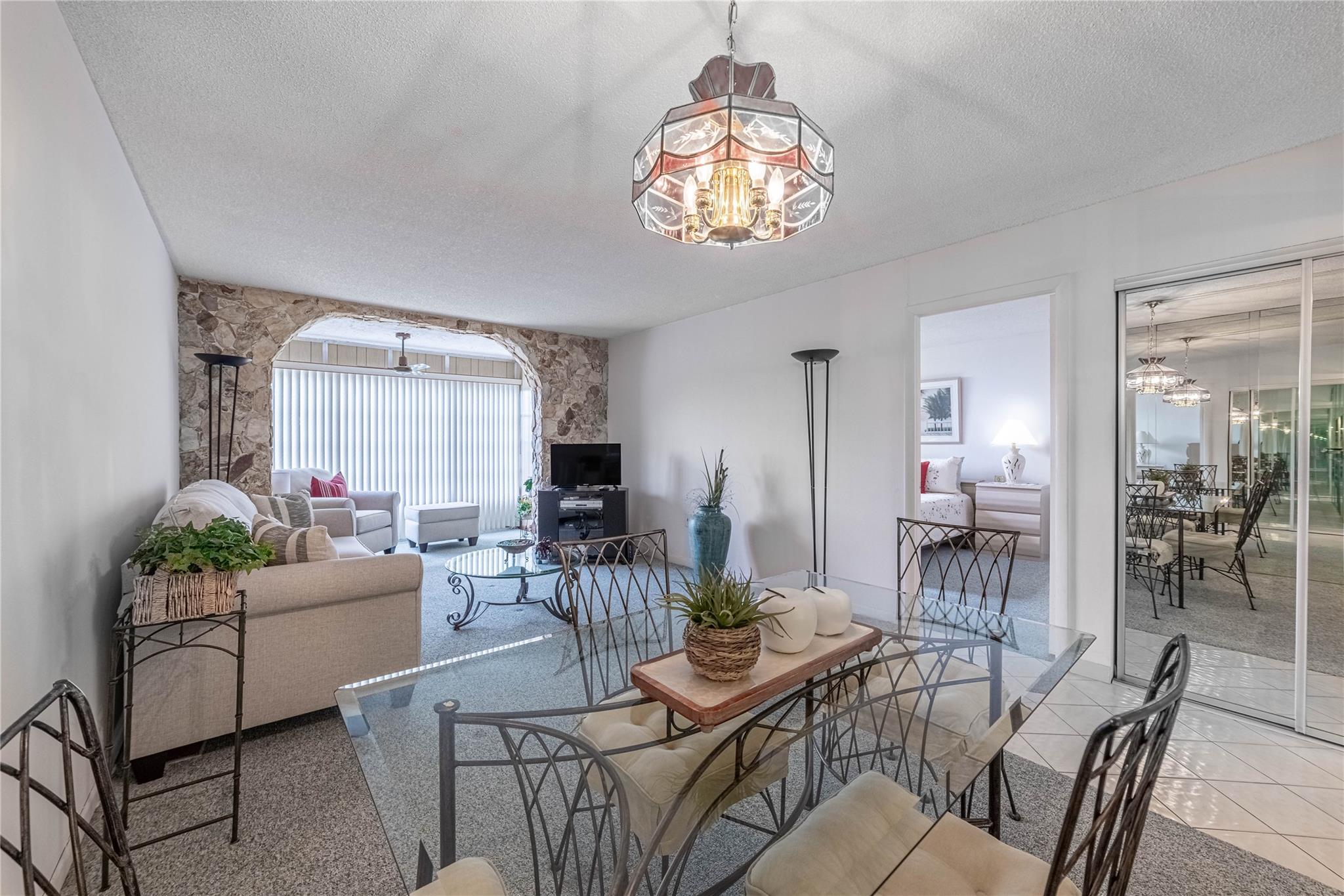 LIME BAY - Residential