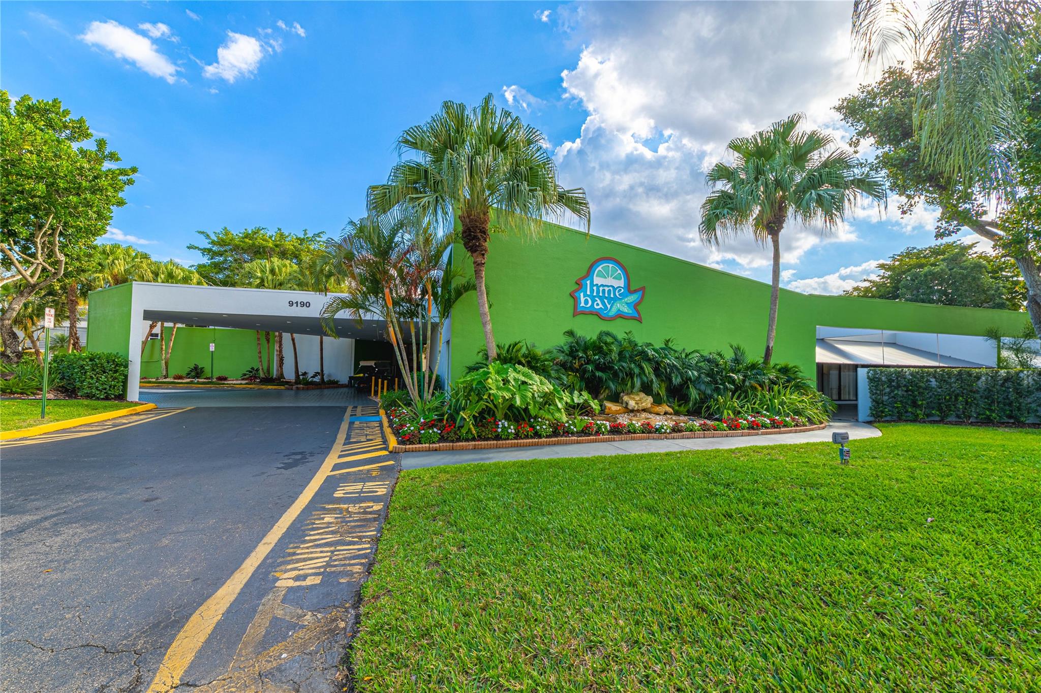 LIME BAY - Residential