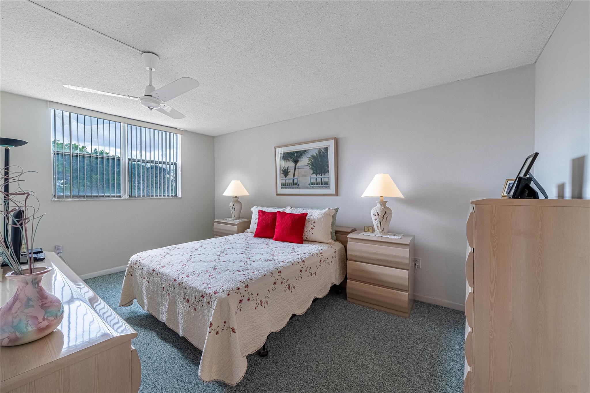 LIME BAY - Residential