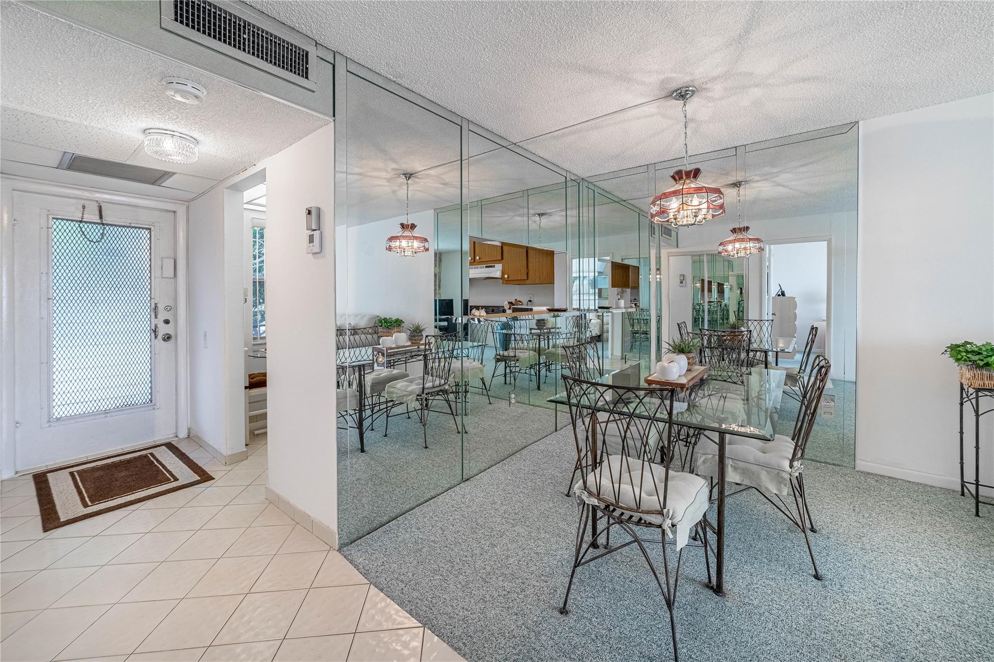 LIME BAY - Residential