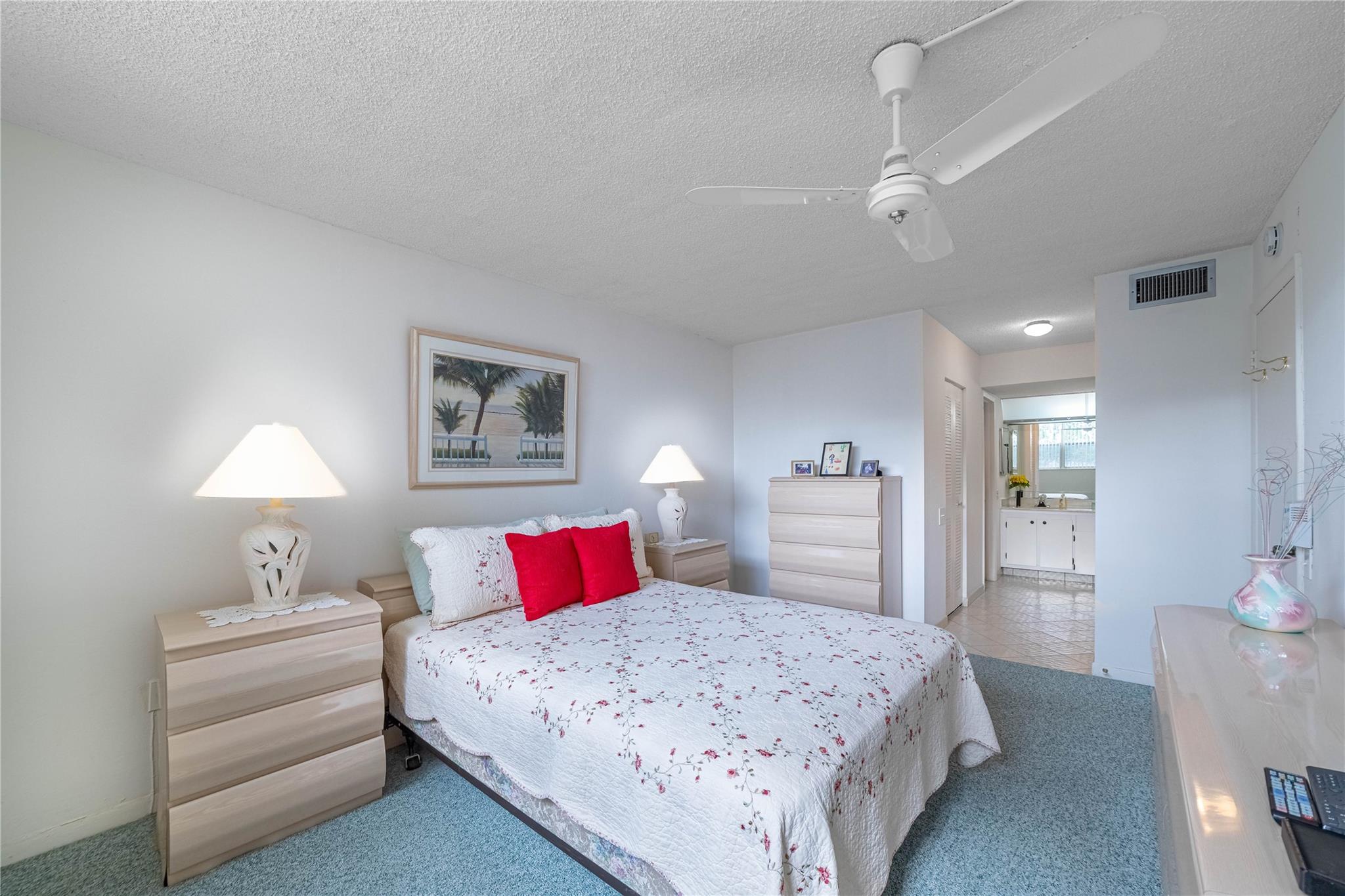 LIME BAY - Residential