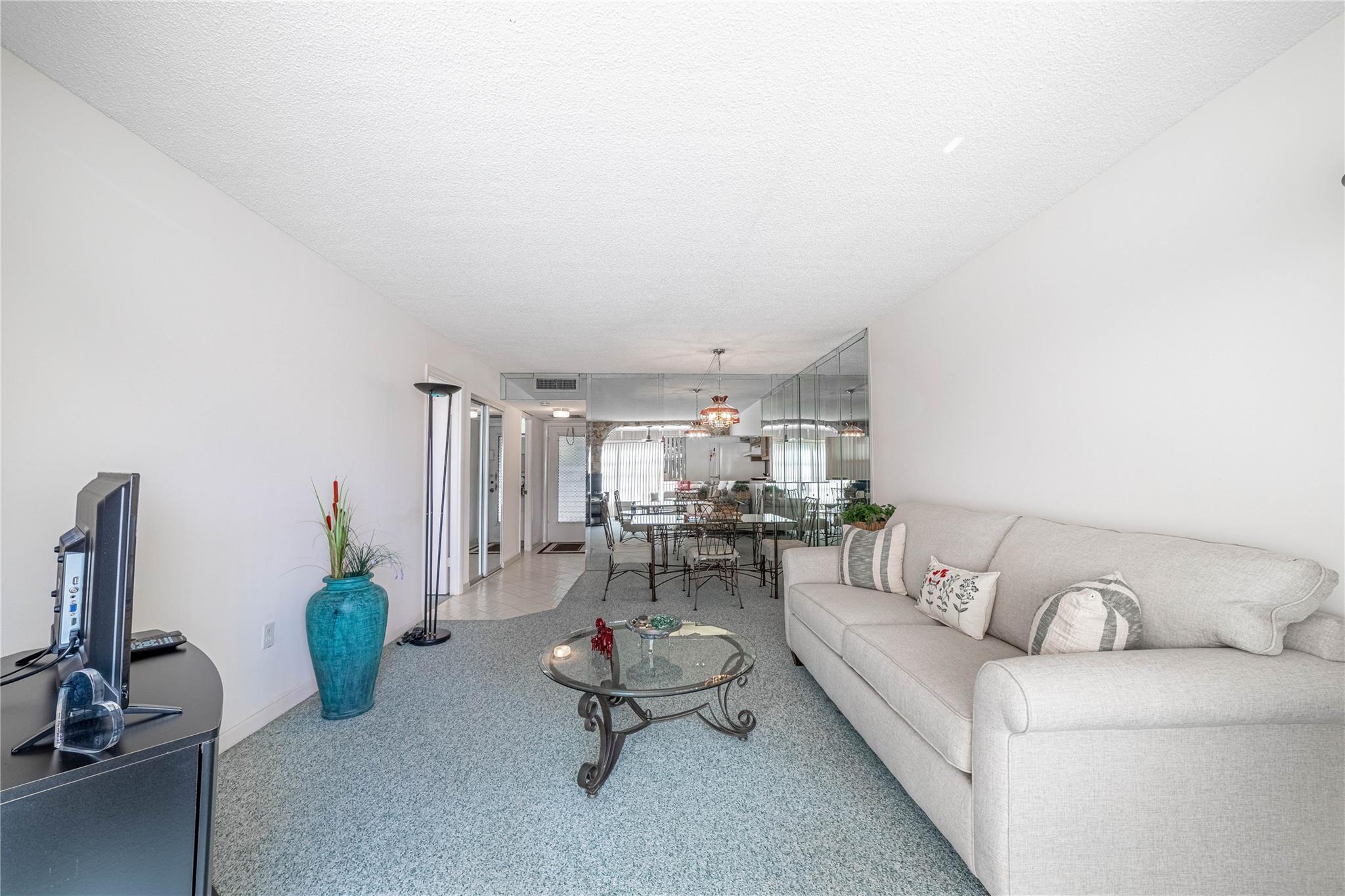 LIME BAY - Residential