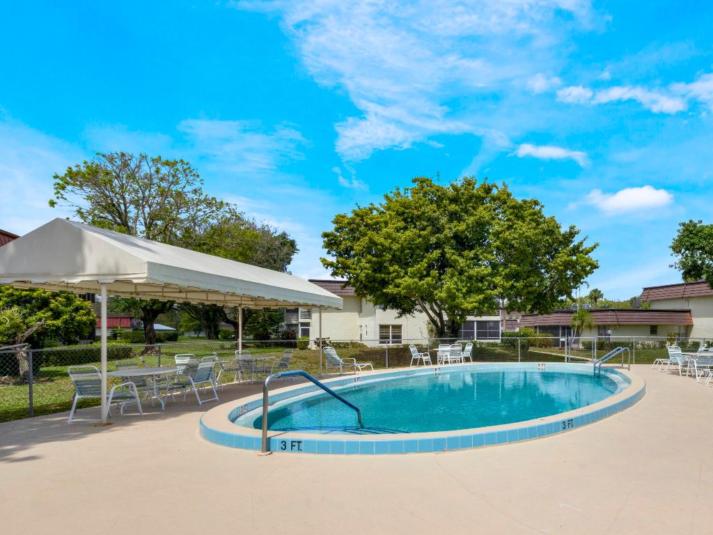 GREENWAY VILLAGE SOUTH CONDO 1 - Residential