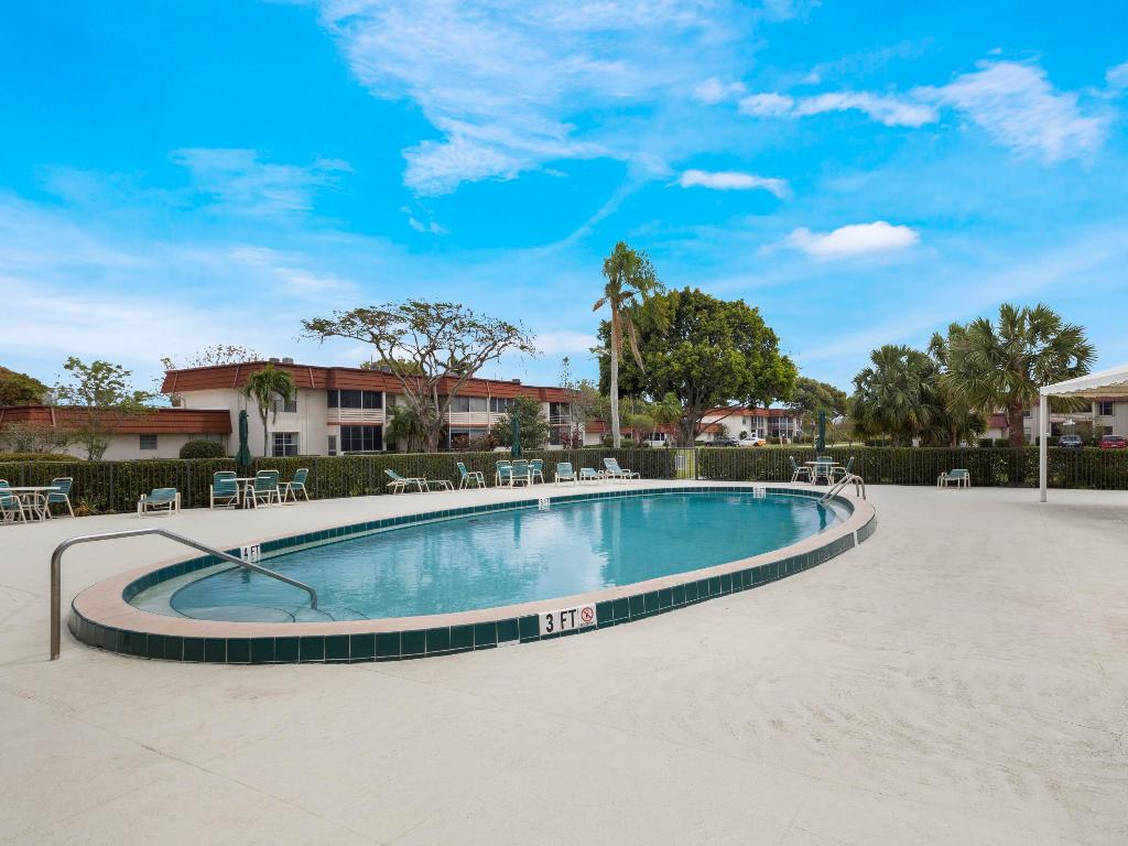 GREENWAY VILLAGE SOUTH CONDO 1 - Residential