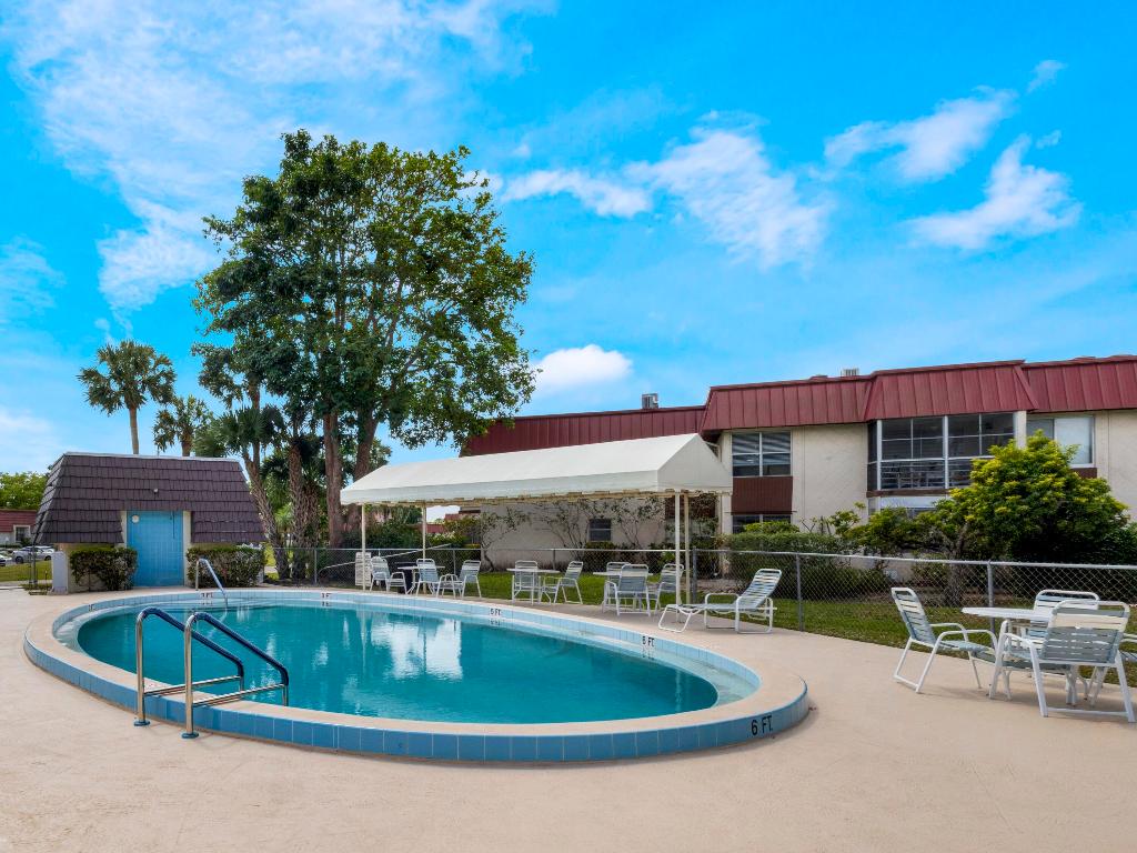 GREENWAY VILLAGE SOUTH CONDO 1 - Residential