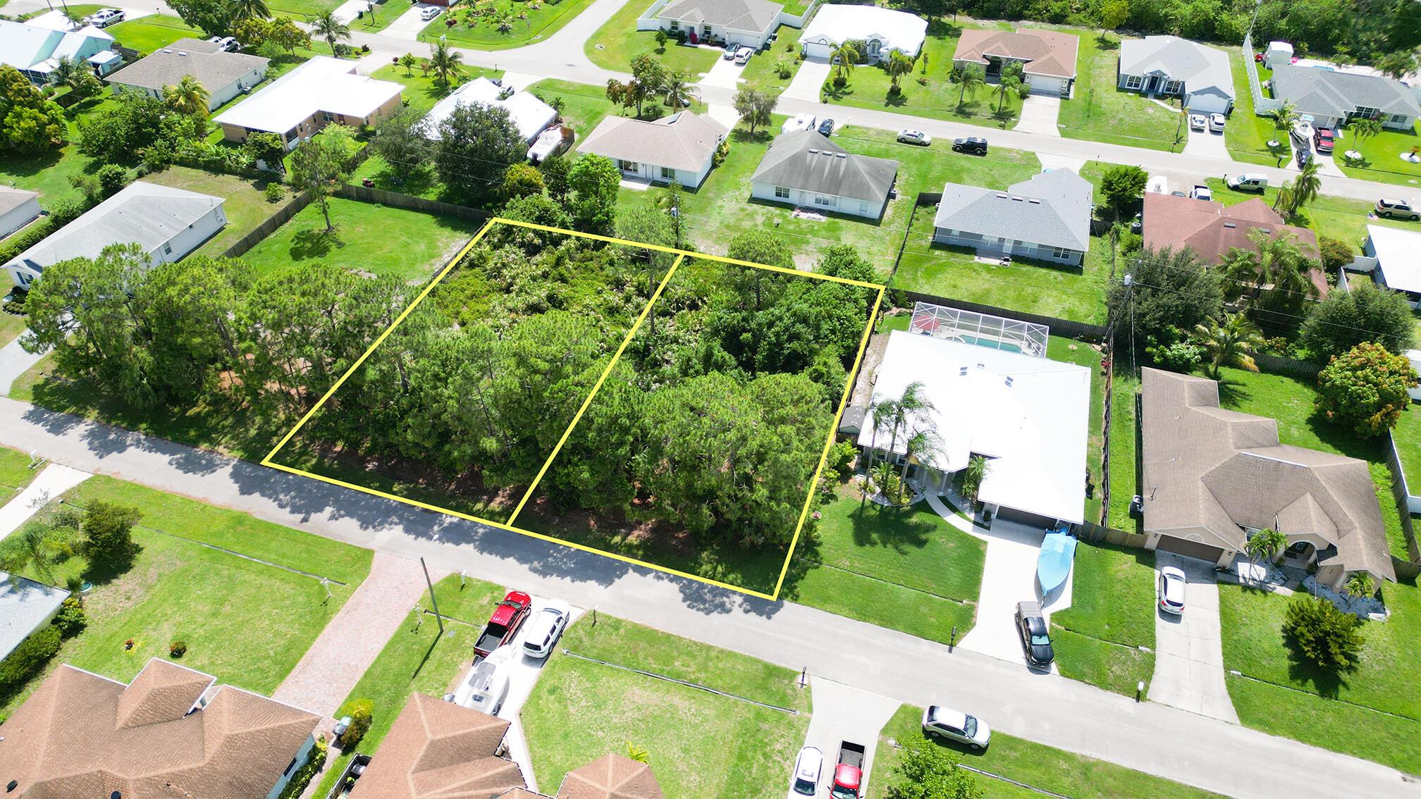 3462 SW Funtuna Street, Port St Lucie, FL, 34953/$149,900 2 3462 SW Funtuna Street