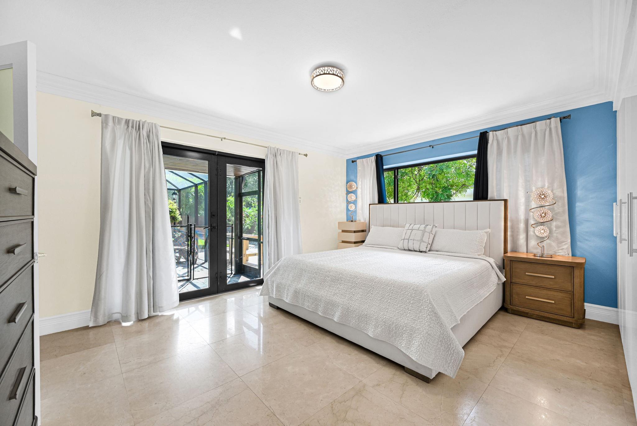 PLANTATION GARDENS 1ST SE - Residential Lease