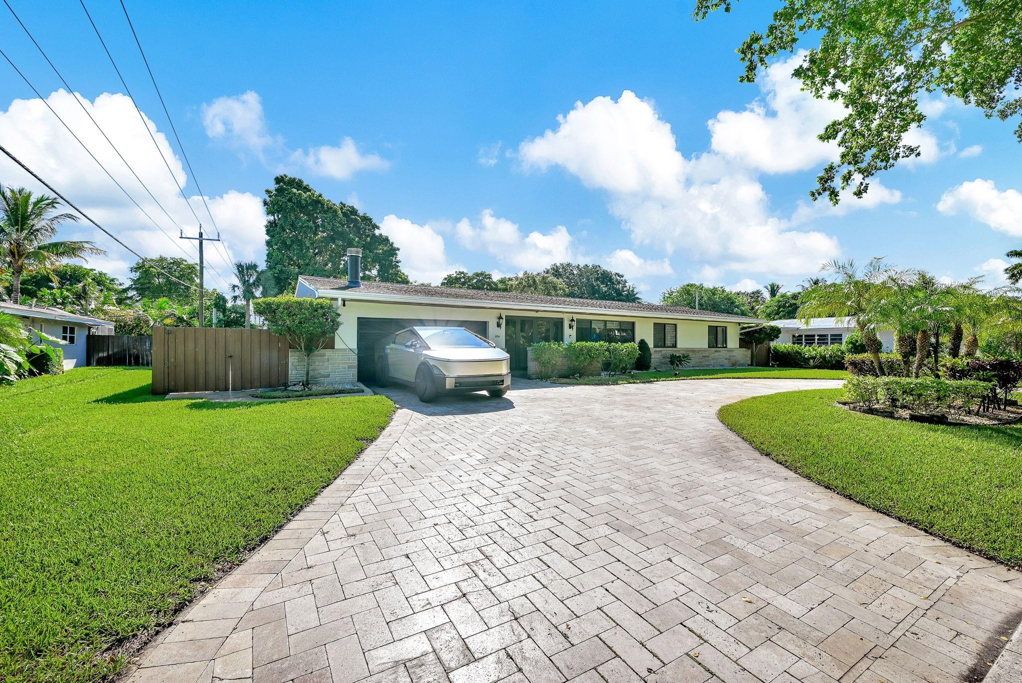 PLANTATION GARDENS 1ST SE - Residential Lease