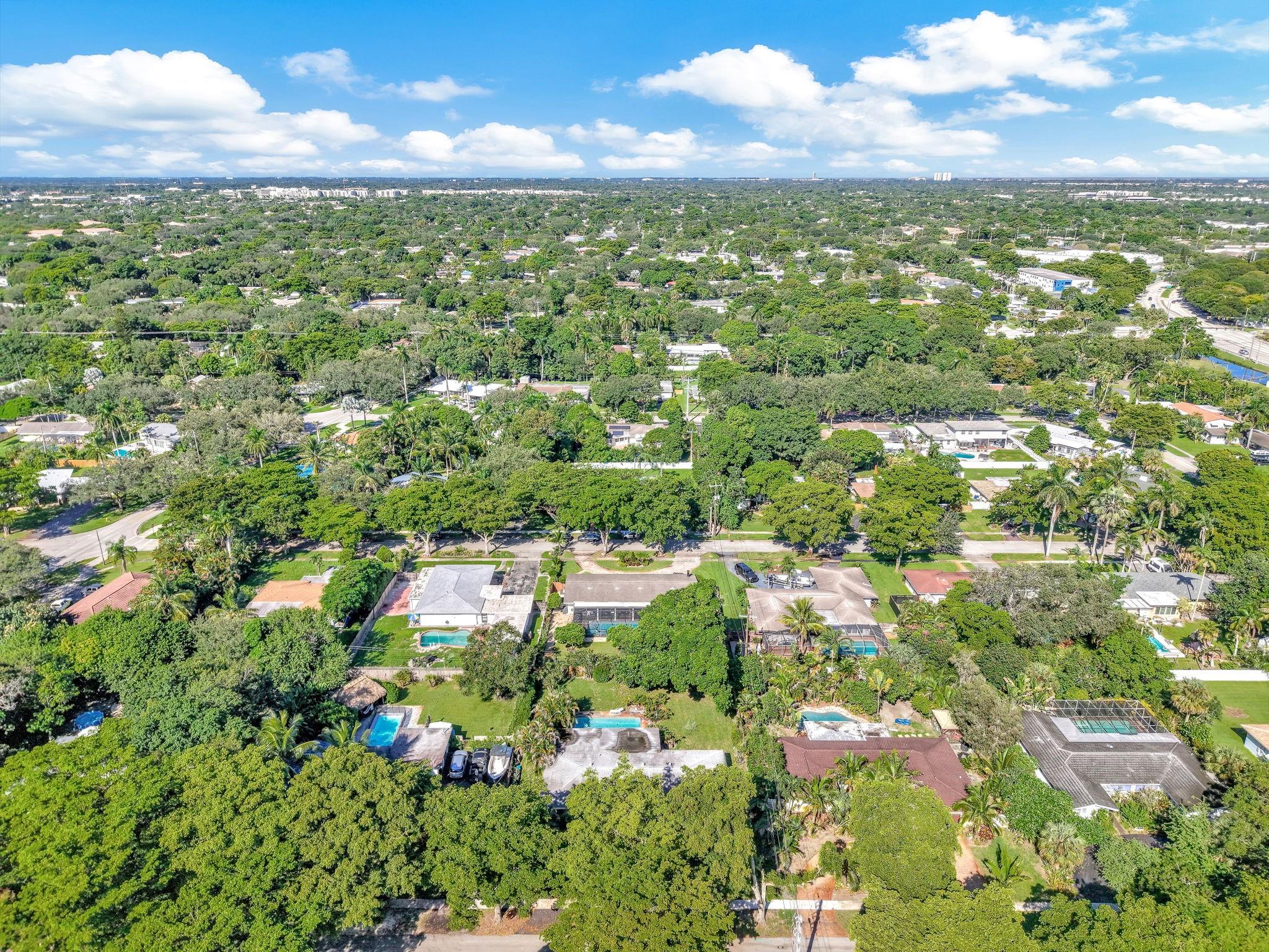 PLANTATION GARDENS 1ST SE - Residential Lease