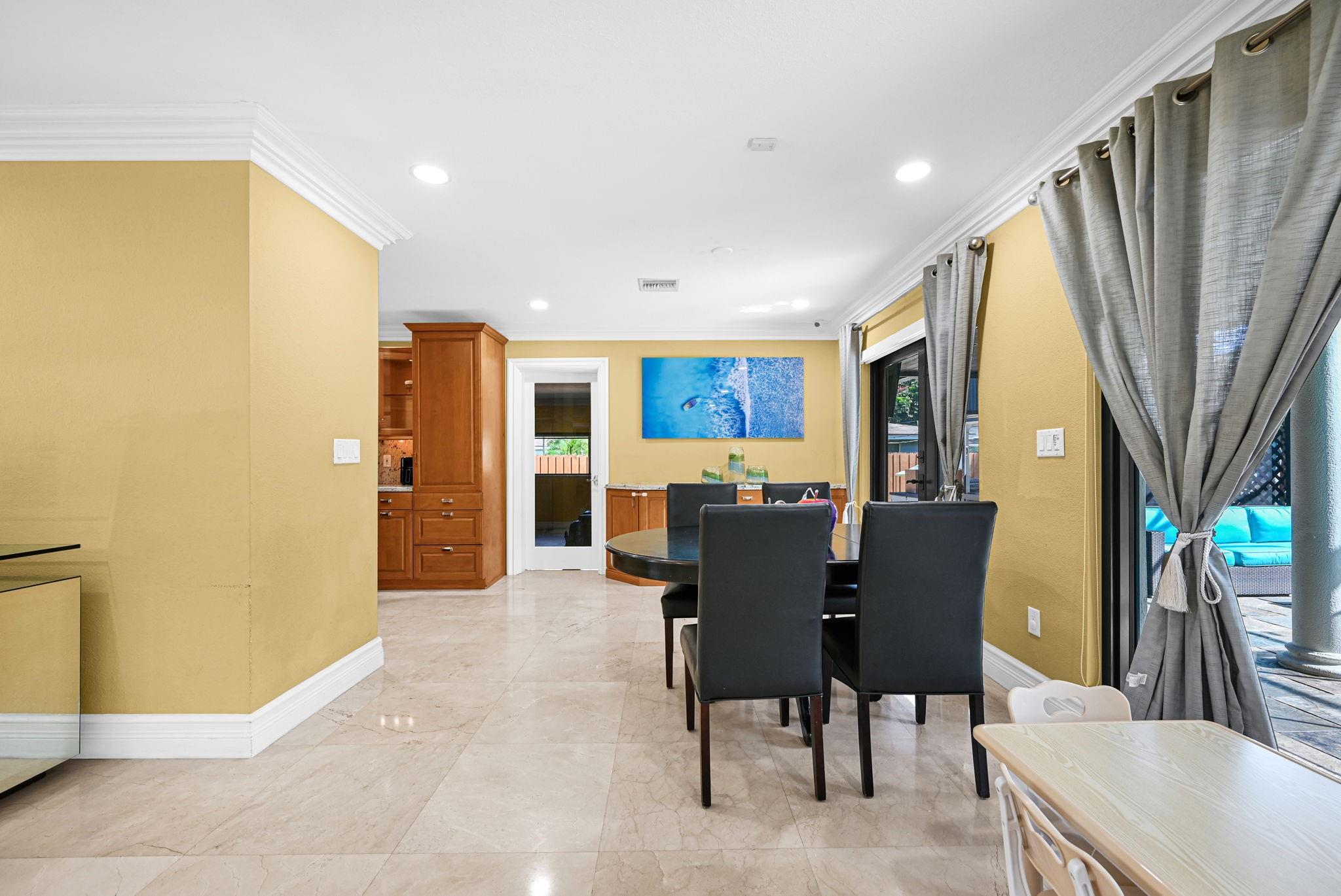 PLANTATION GARDENS 1ST SE - Residential Lease
