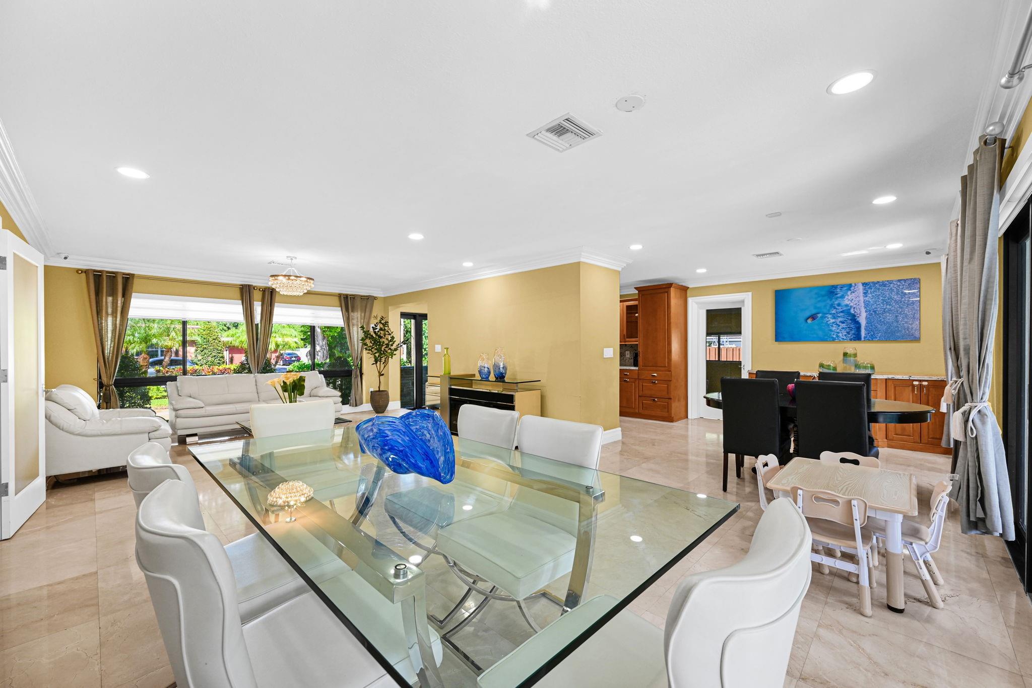 PLANTATION GARDENS 1ST SE - Residential Lease