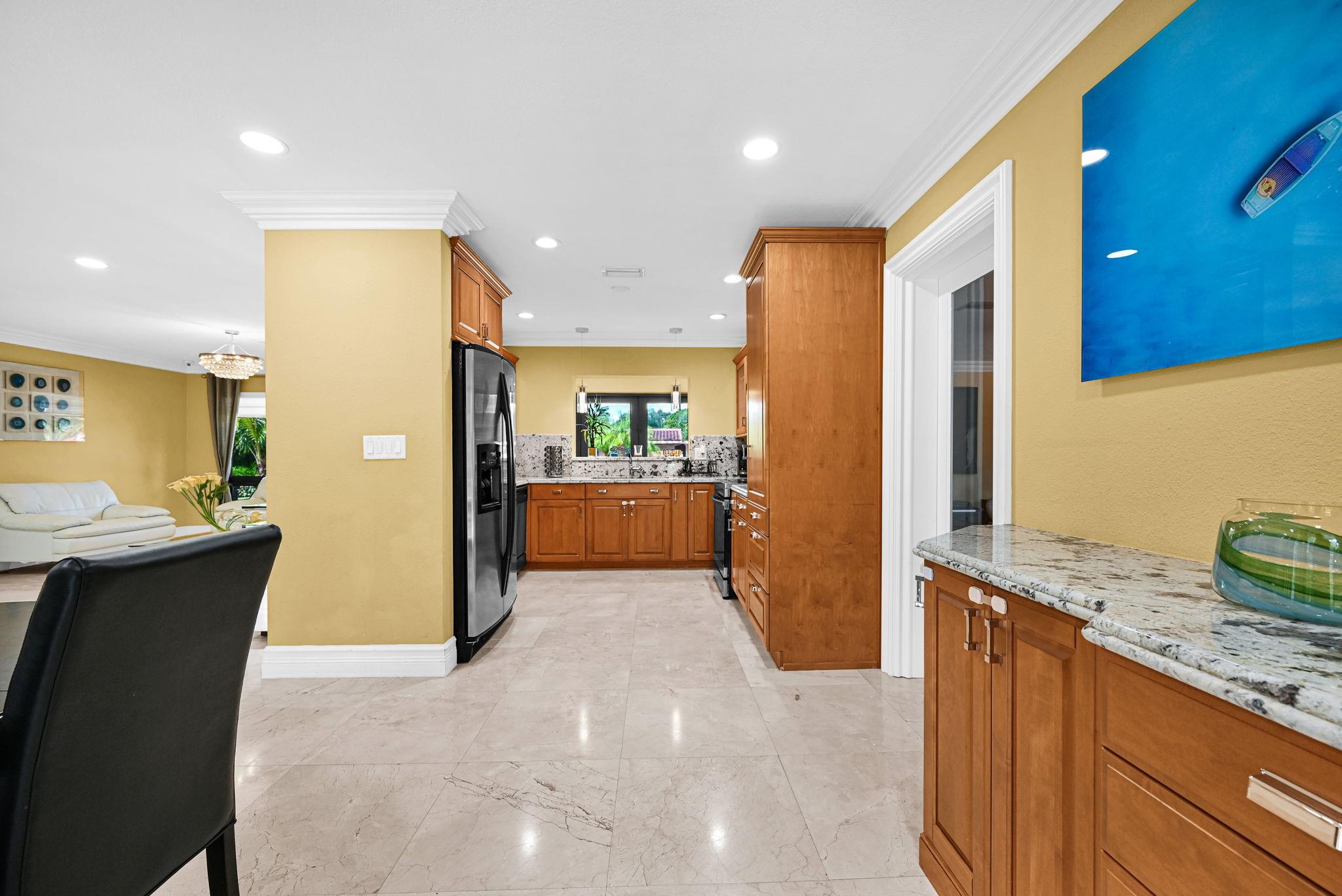 PLANTATION GARDENS 1ST SE - Residential Lease