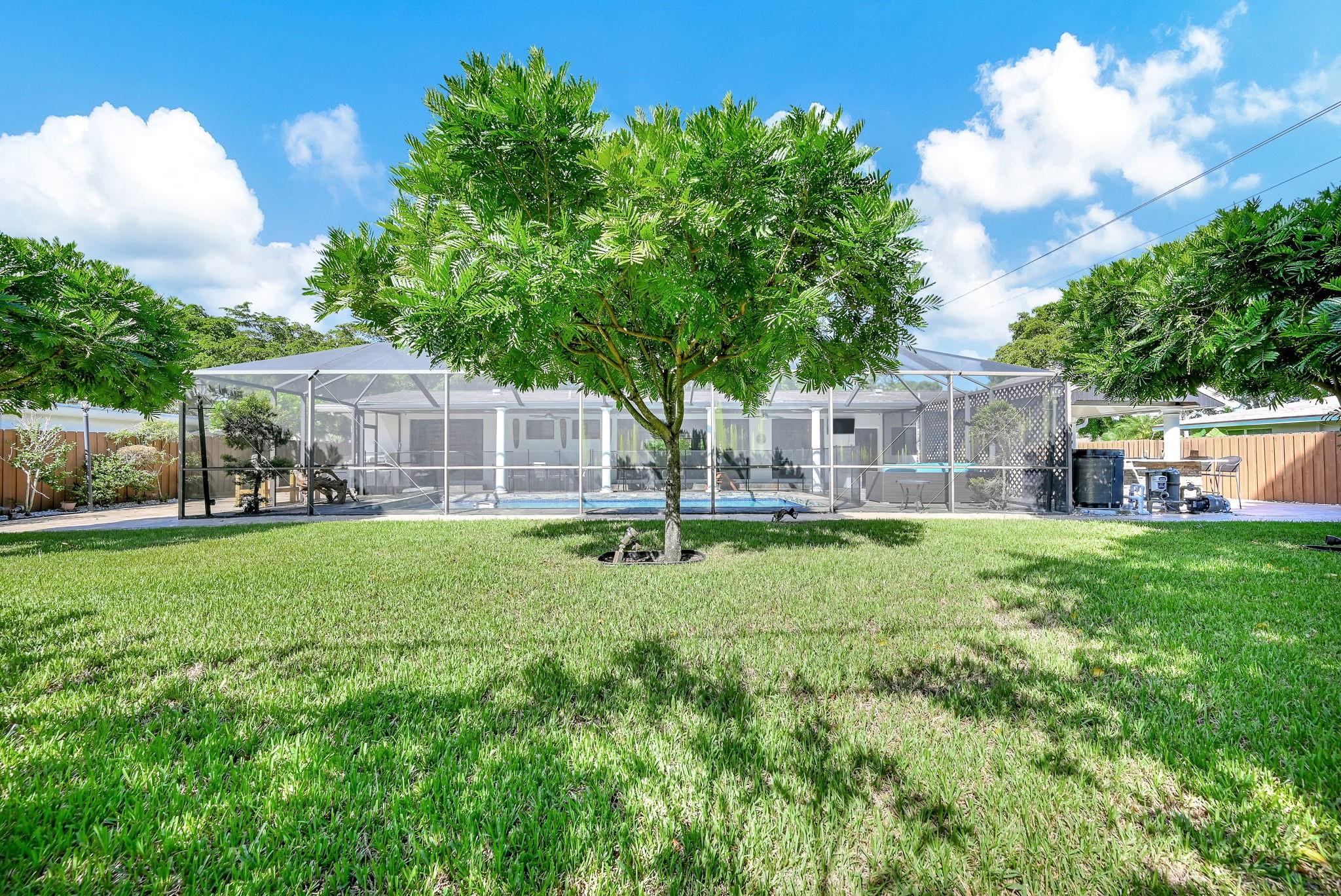 PLANTATION GARDENS 1ST SE - Residential Lease
