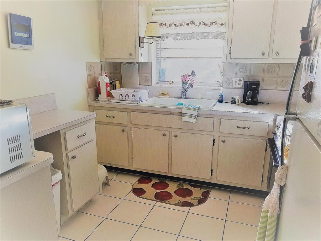 Cresthaven - Residential